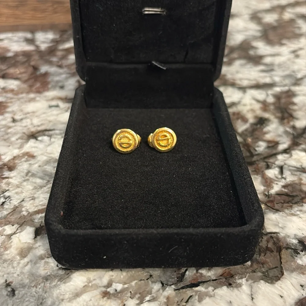 Christian Dior Earrings ( clip) - Picture 2 of 4